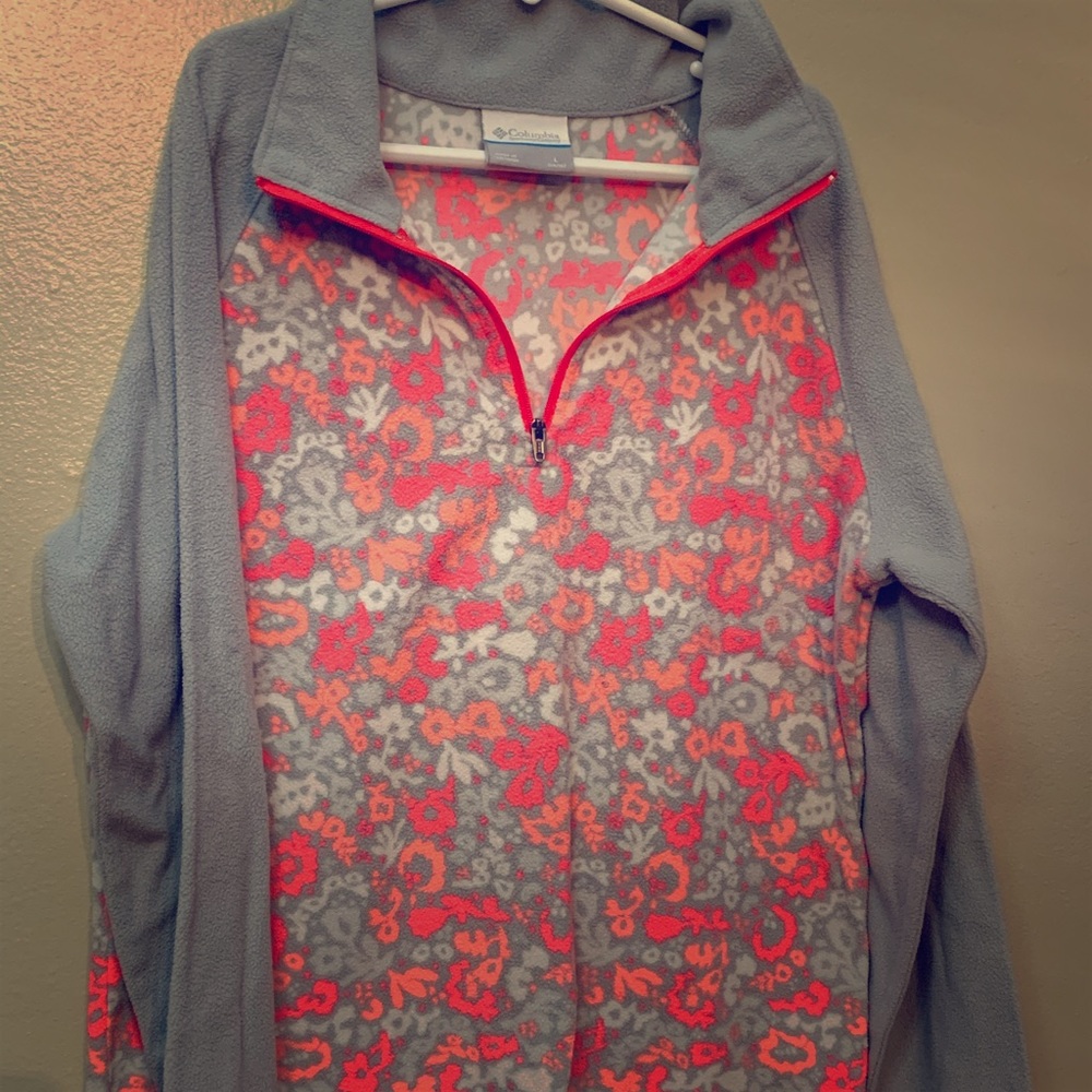 Columbia fleece half zip shirt